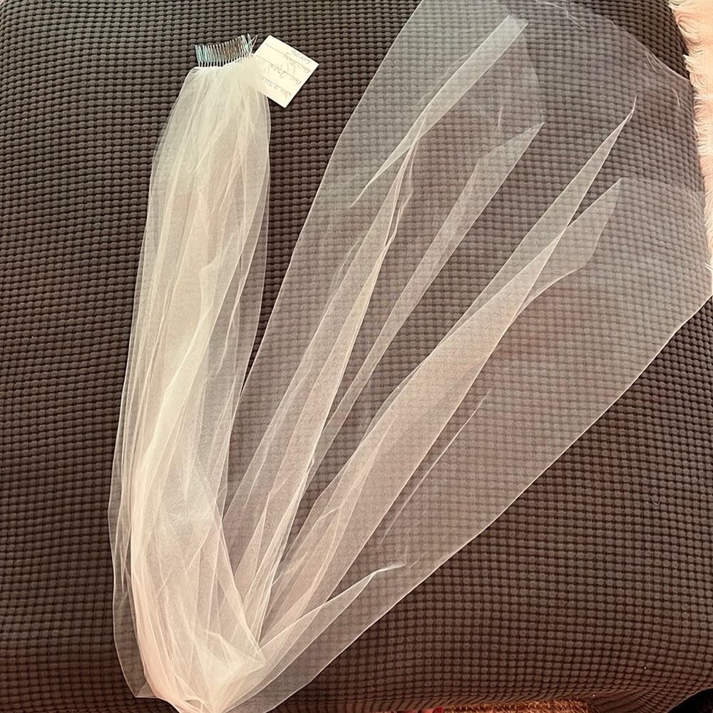 NWT Bridal Veil by Illusions